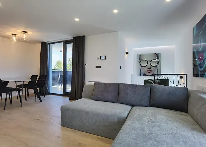 וילה Emperor סרימה